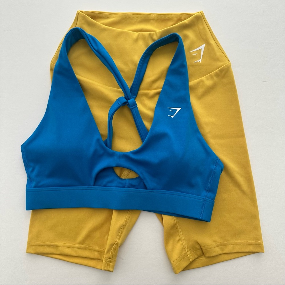 Gymshark Training Cycling Shorts & Peek A Boo Sports Bra